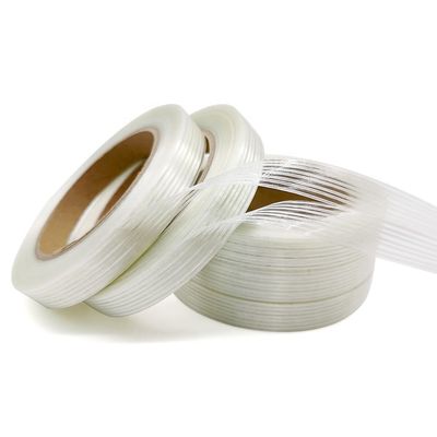 135 mikron Kalınlığında 800N/inç Çekme Mukavemetli ve 11N/inç Soyulma Yapışmalı Ağır Paketleme ve Metal Şerit İçin Fiberglas Filament Bant
